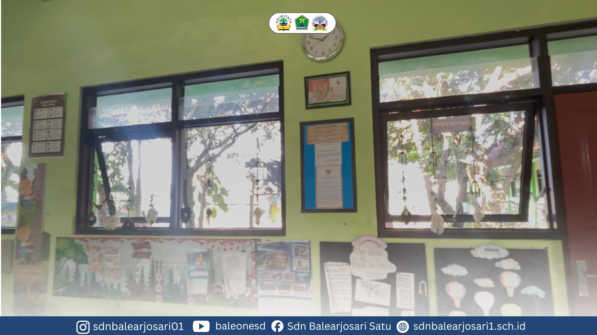 SDN Balearjosari 1 Mengoptimalkan Pemanfaatan Cahaya Alami dan Sirkulasi Udara melalui Jendela dan Ventilasi